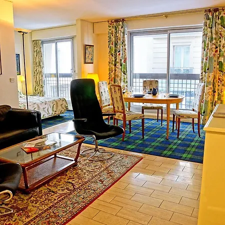 Hotel Malar 3*
