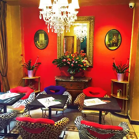 Malar Hotel 3*