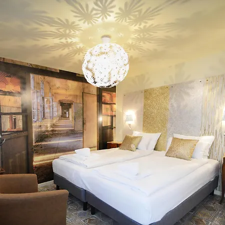 Hotel Malar 3*